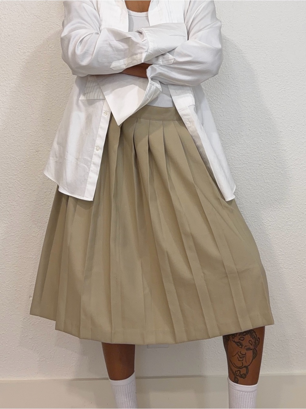 Pleated Midi Skirt in Khaki